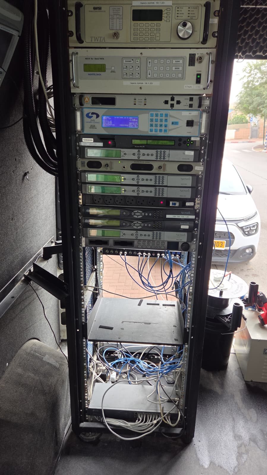 SNG Van Uplink RF satellite equipment SNG Van Uplink RF satellite equipment