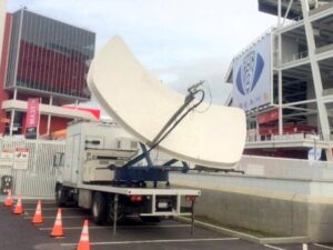 2006 Nissan UD 2600 Mobile SNG Broadcast Truck