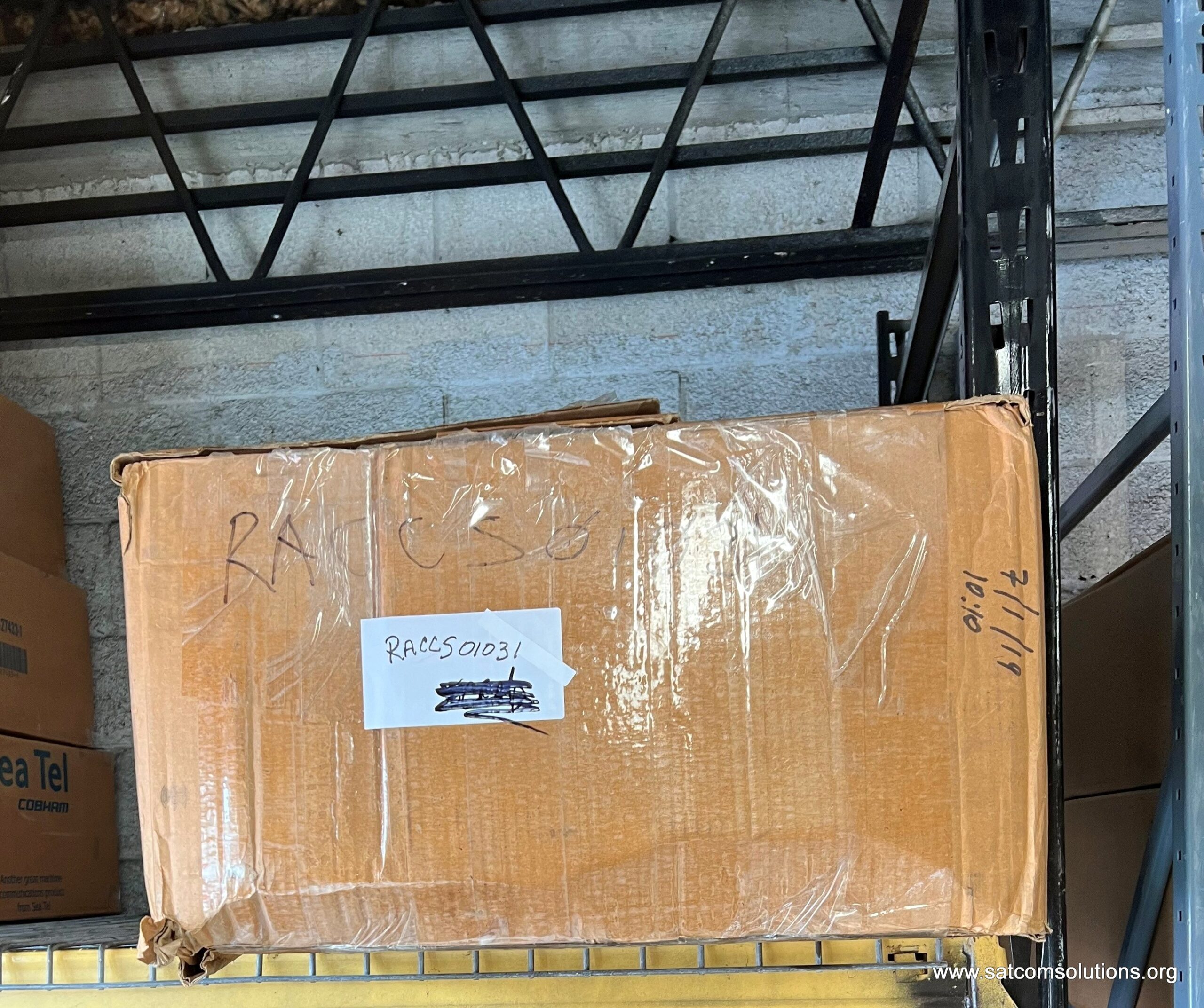 Pelican-Hardigg Rack Mount Transport Case – DE 2410-023502-1 Pelican-Hardigg Rack Mount Transport Case